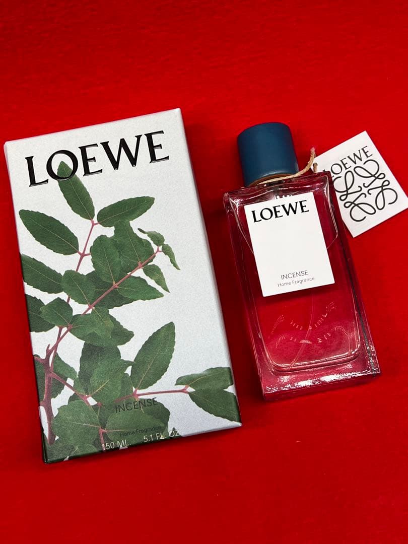 LOEWE ❣️アロマキャンドル 　　　　3点セット　インセンス