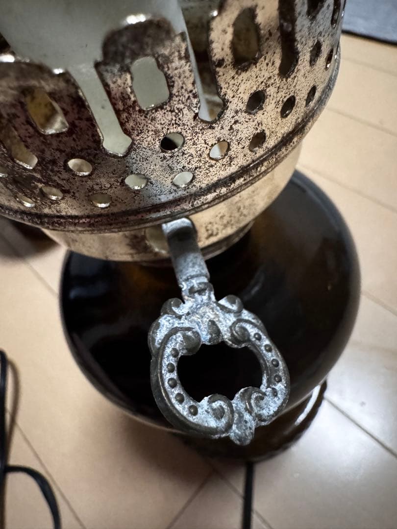 テーブルランプ クラシックデザイン　レトロランプ