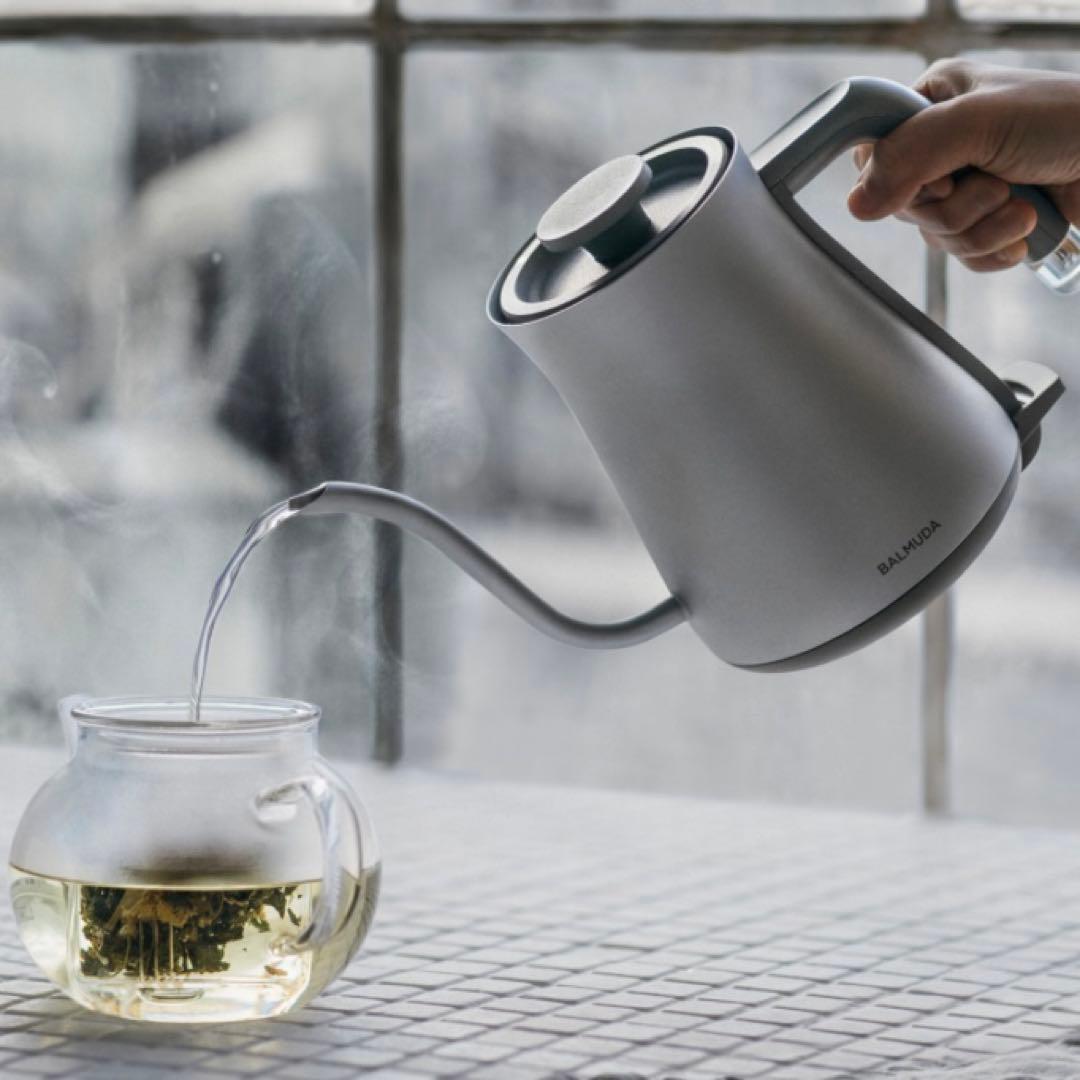 バルミューダ　BALMUDA The Pot 電気ケトルポットシルバー新品