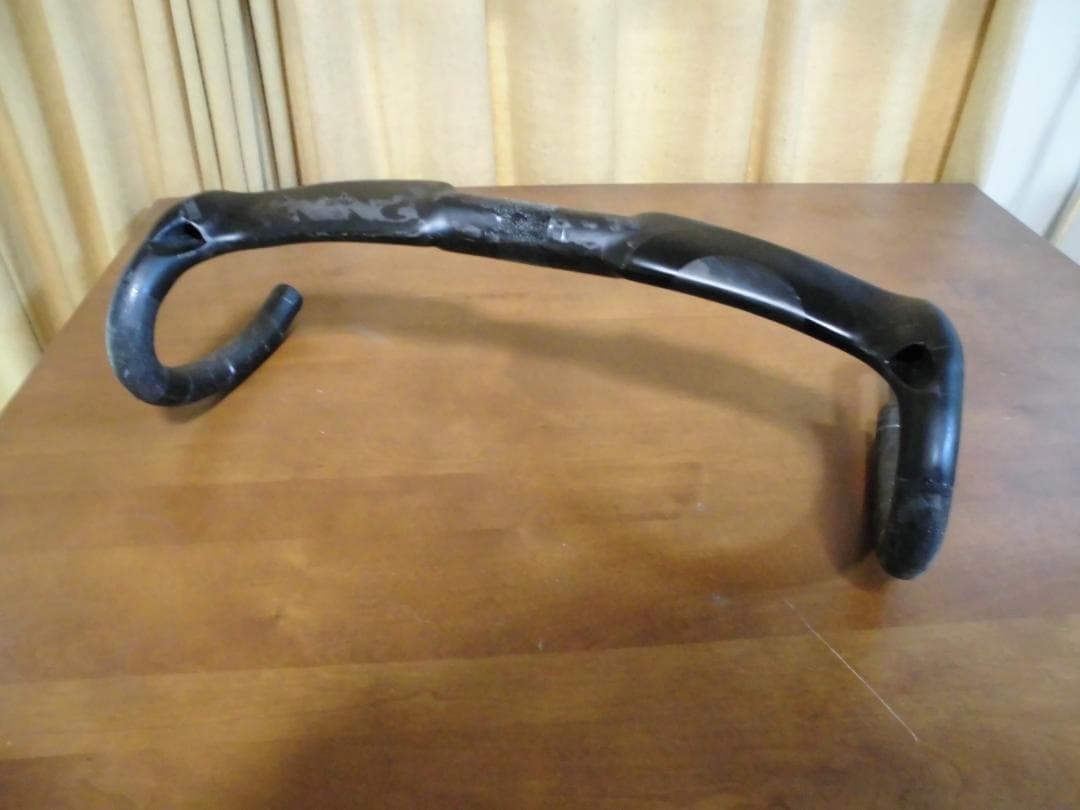 3T aeronova team 　カーボンハンドル 　420mmΦ31.8