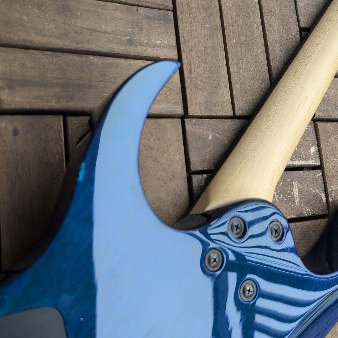 ibanez RG421QM 指板のツリー・オブ・ライフはシールです。