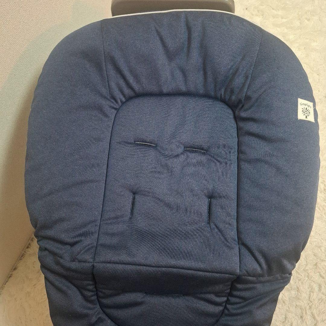 【美品】コンビ ネムリラ 4キャス 手動 ハイローチェア