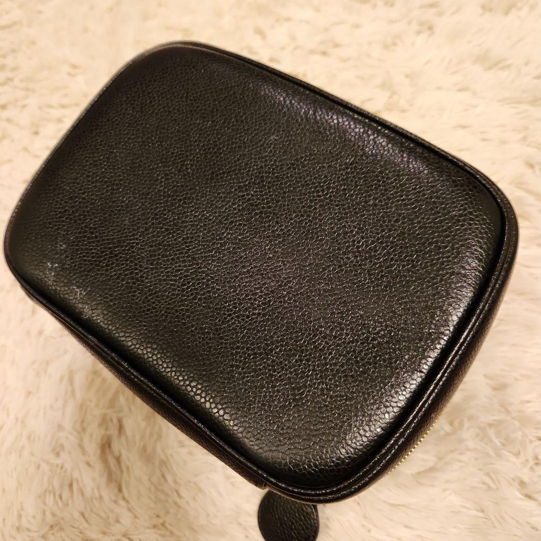 正規CHANEL　キャビアスキン　バニティバッグ