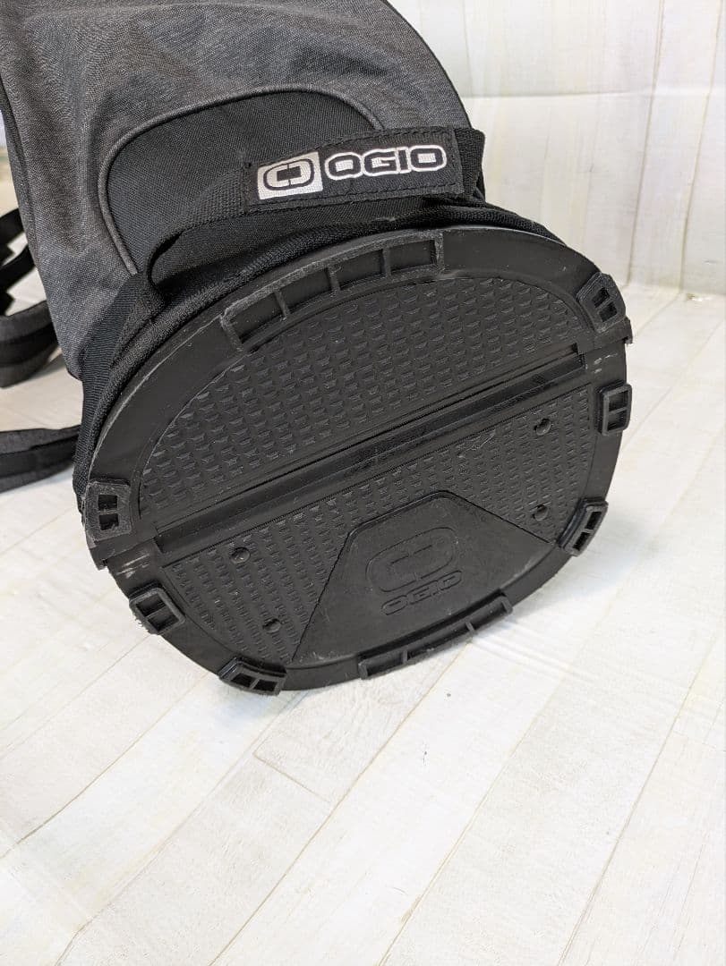 OGIO オジオ ゴルフ キャディバッグ スタンド 8分割