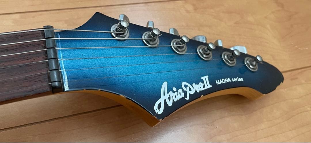 ARIA PROⅡ MAGNA ブルー