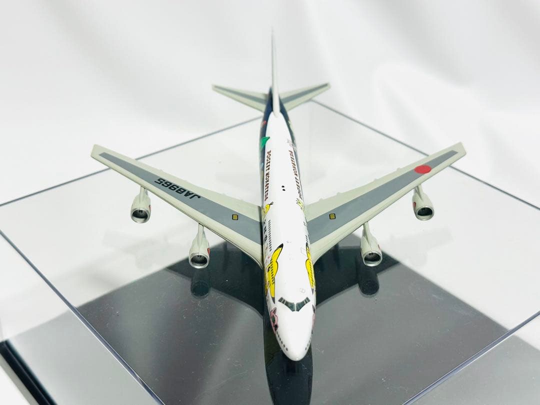 全日空商事 1/400 ANA ポケモンジェット　ダイキャストモデルプレーン