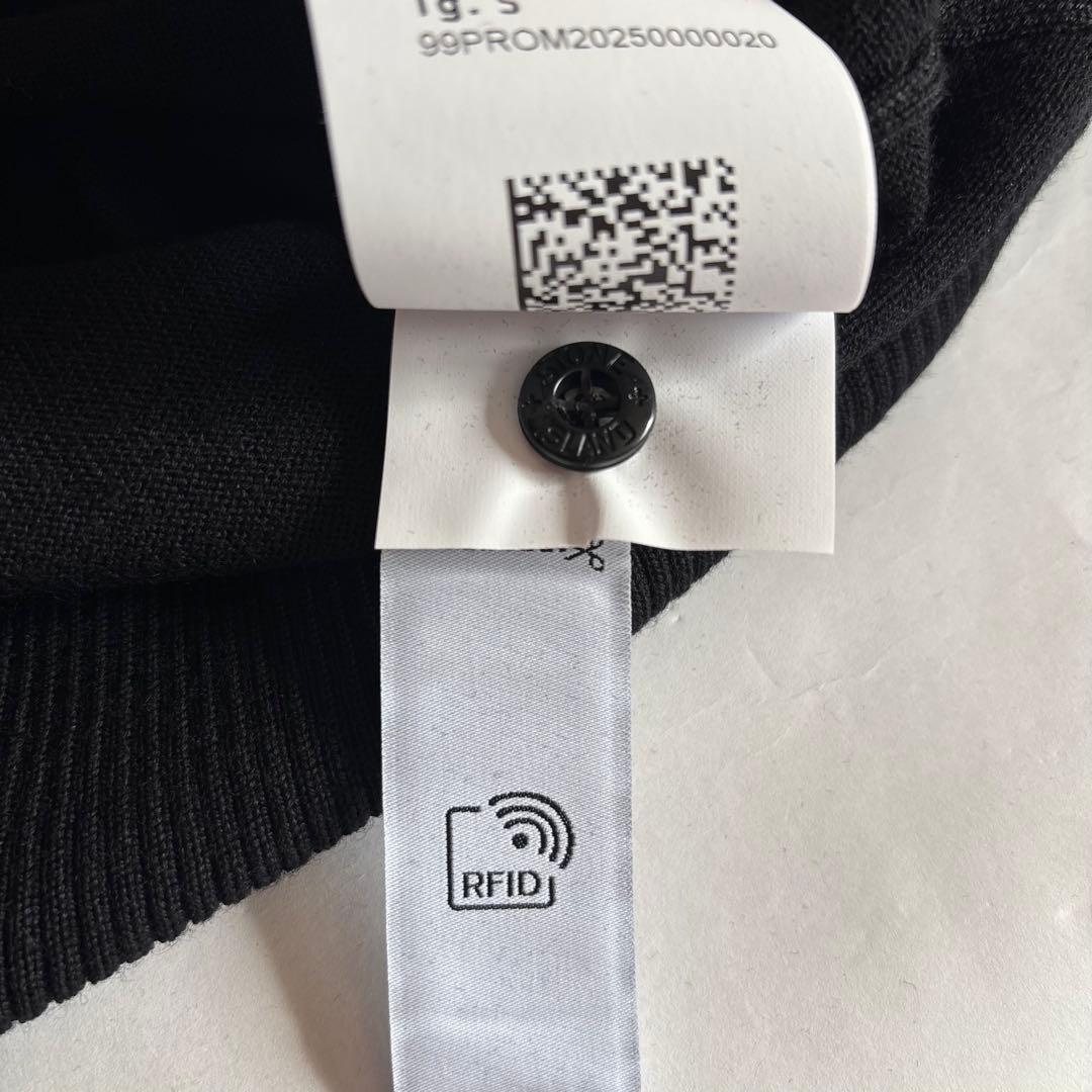 STONE  ストーンアイランド ロゴバッジ クルーネックニット