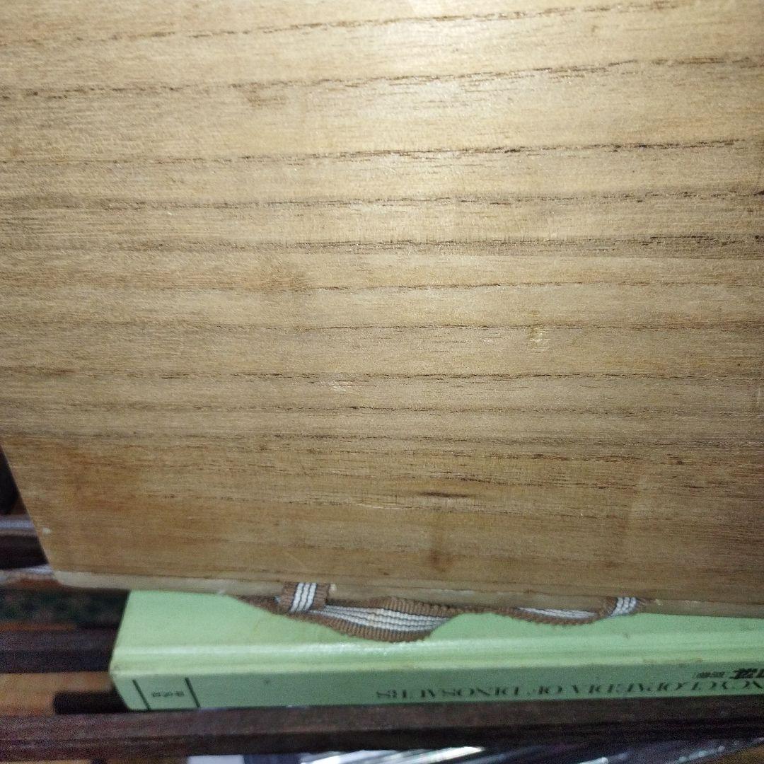 陶器製 寝ている子供の像 壺付き