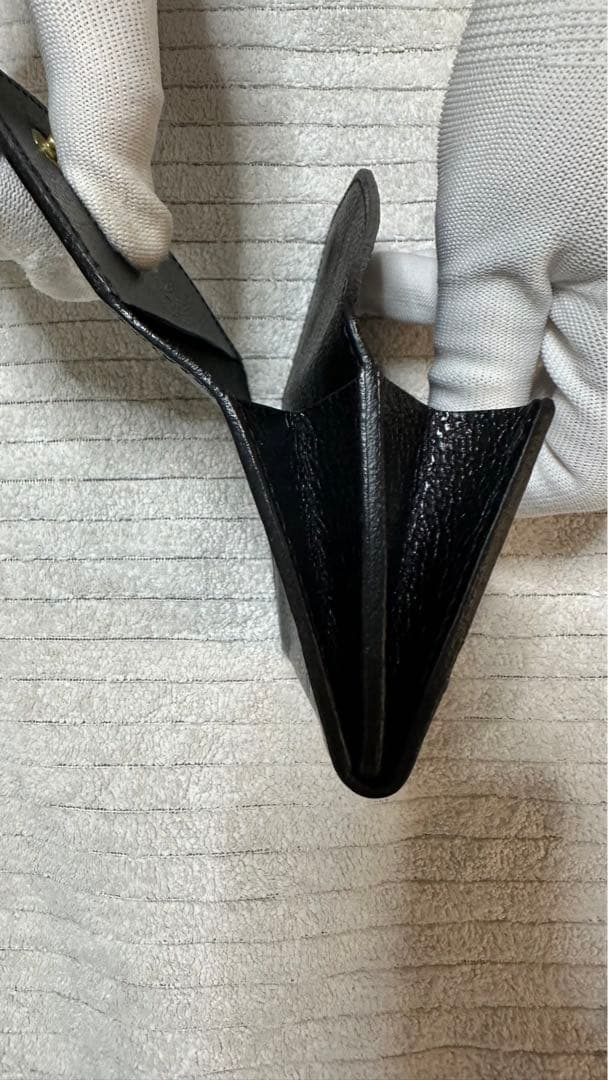 【新品】IL BISONTE（イルビゾンテ）　カードケース 名刺入れ