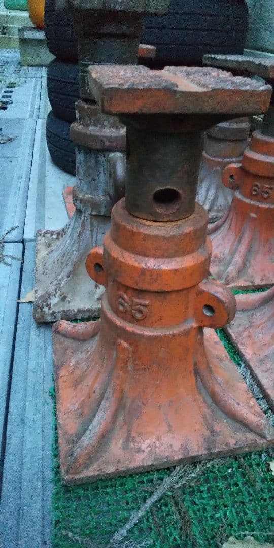 (土日限定¥57,500⇨¥52,500)建築用ジャッキ(4.5t)