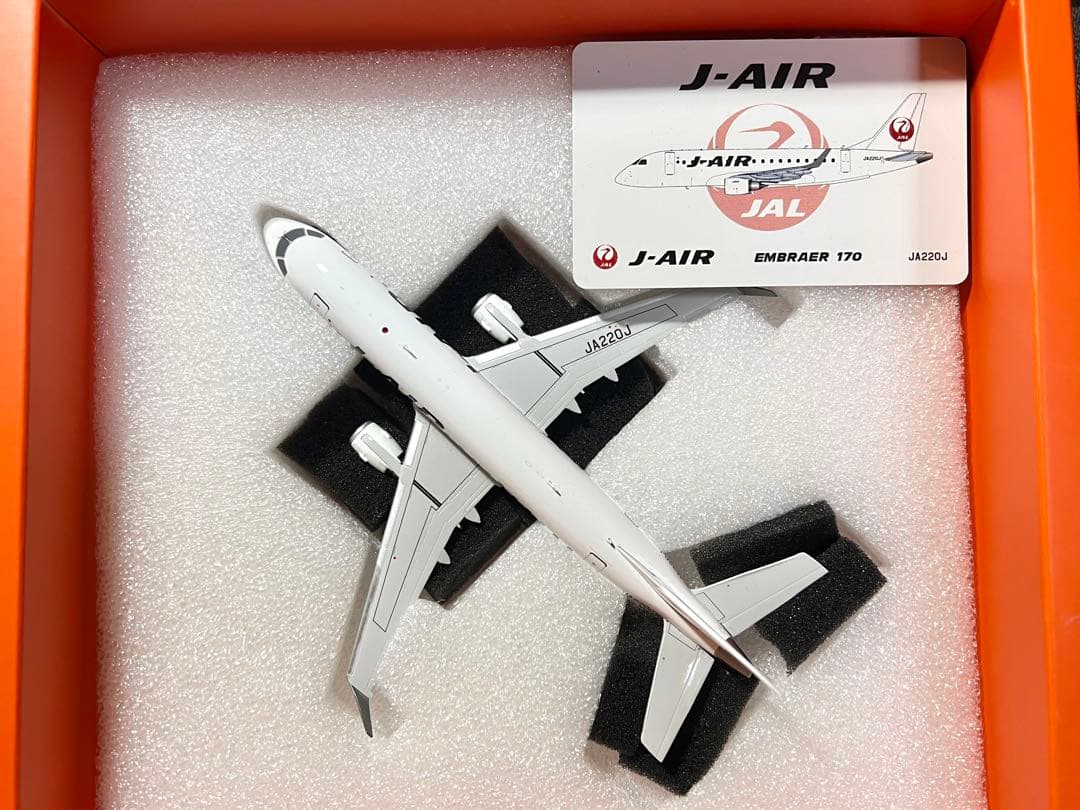 航空機・ヘリコプター JCwings 1/200 J-AIR E170 JA220J