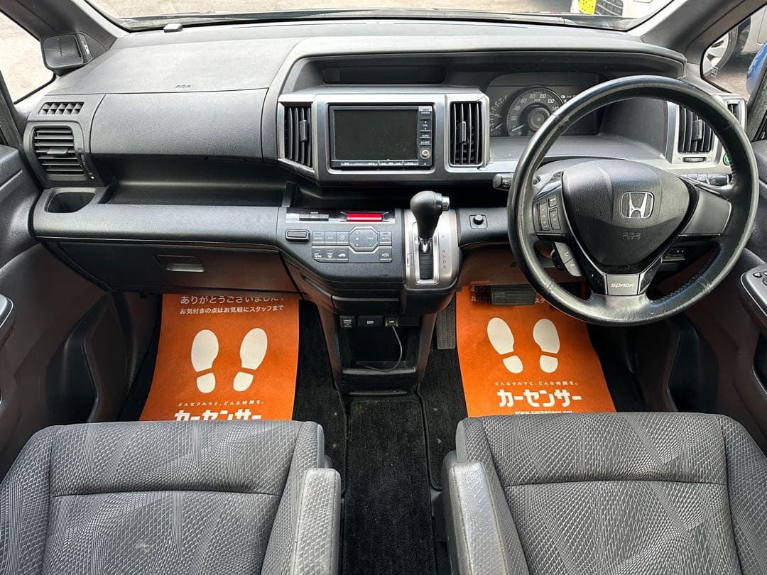 ホンダ ステップワゴン2.0 スパーダ Z フリップダウン　8人乗り