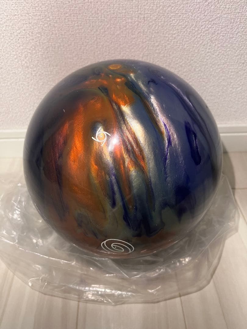 Equinox ボウリングボール 15ポンド