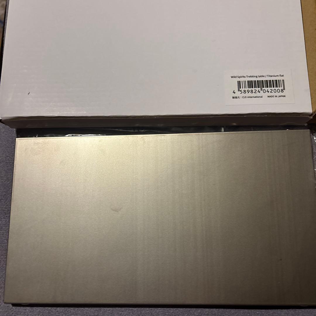 Wild Spirits ワイルドスピリッツチタンテーブル