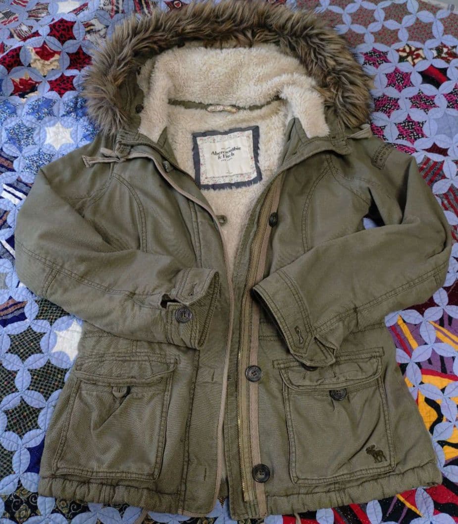 Abercrombie & Fitch コート