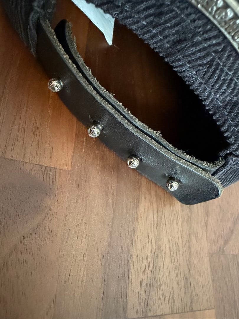 Chrome Hearts TRUCKER CAP ダガー刺繍レザーストラップ