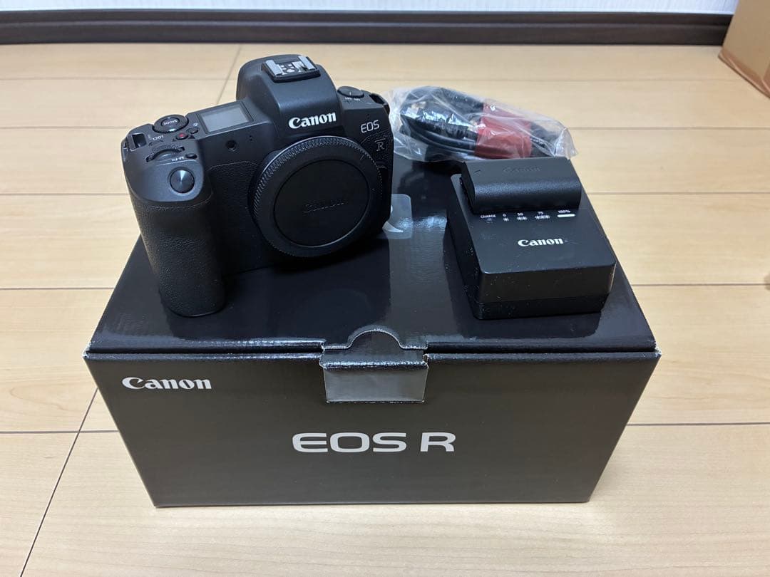 タッキー　Canon EOS R ミラーレス一眼カメラ　【保証付]