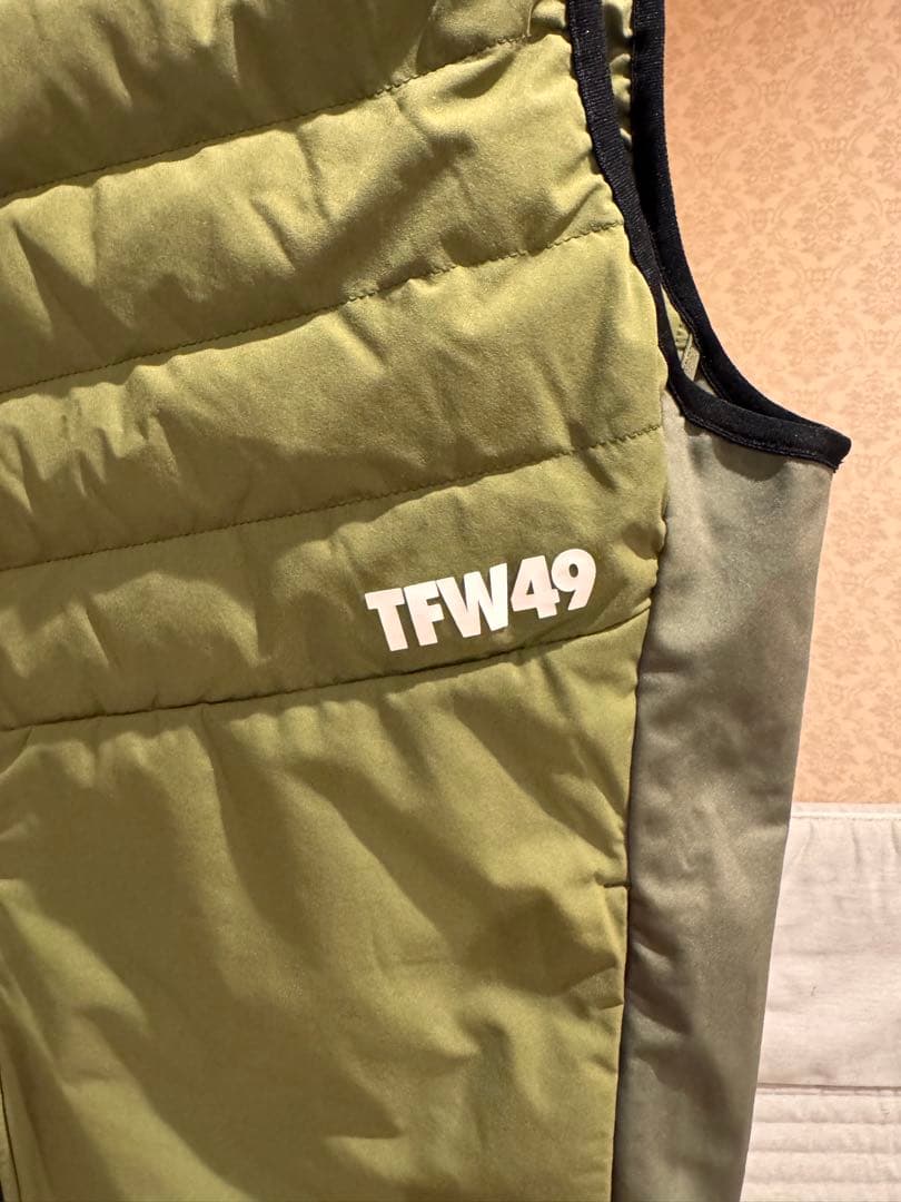 TFW49/SHIELD WARMER VEST/KHAKI/ゴルフ/XLサイズ