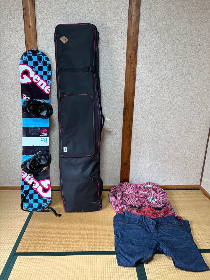 スノーボードバッグとウエアセット