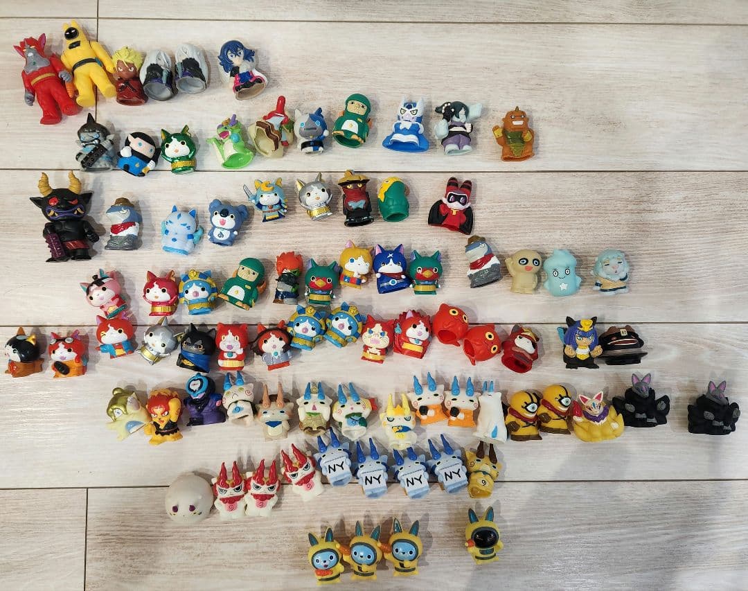 妖怪ウォッチ　指人形　ソフビ　まとめ売り　83体　エンマ　ぬらりひょん　カイラ