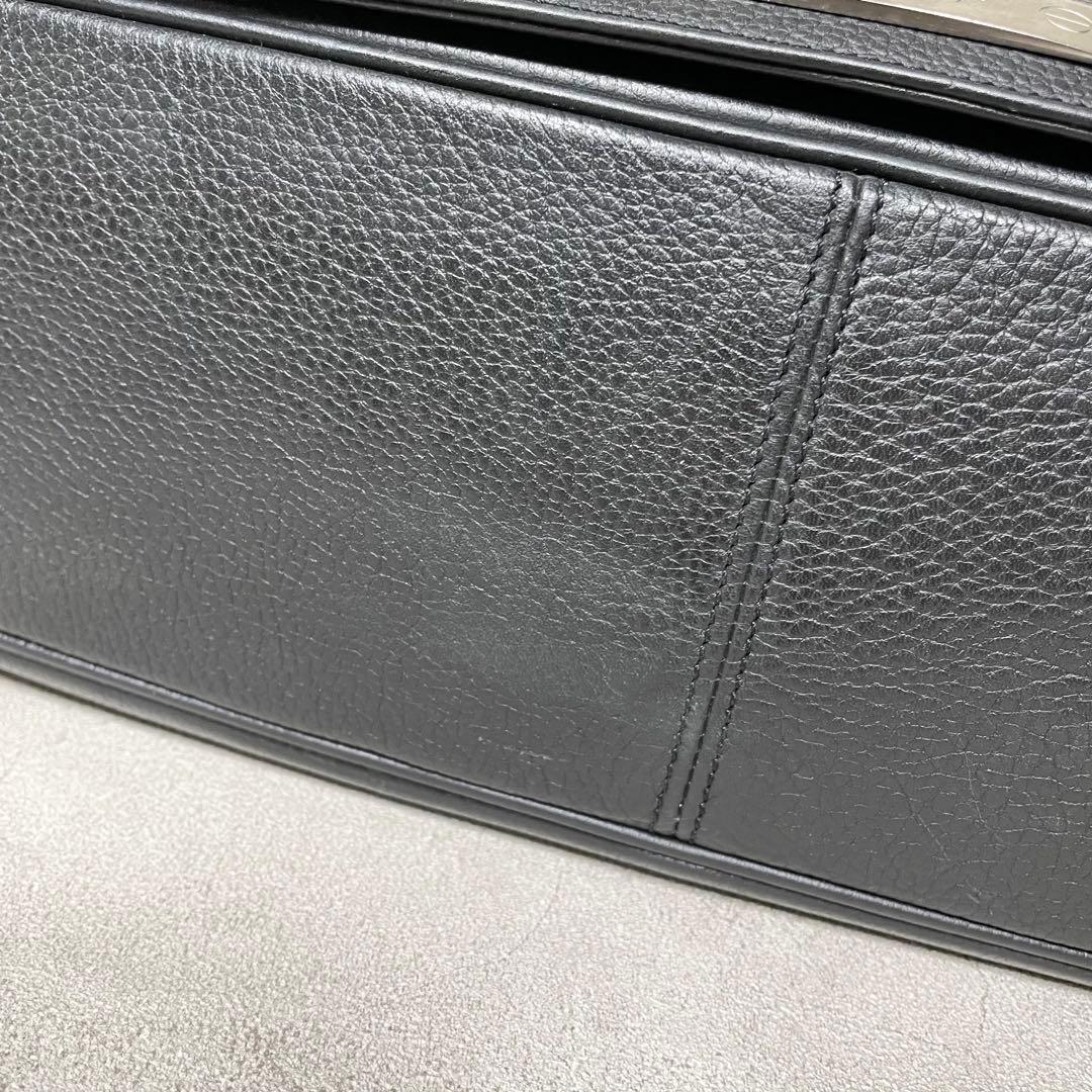 Cartier カルティエ パシャ ショルダーバッグ レザー ブラック メンズ