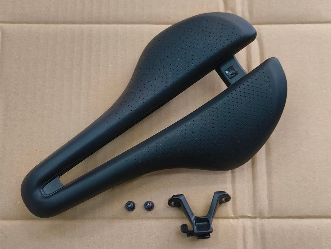 BONTRAGER Aeolus Elite サドル 145mm 中古 TREK