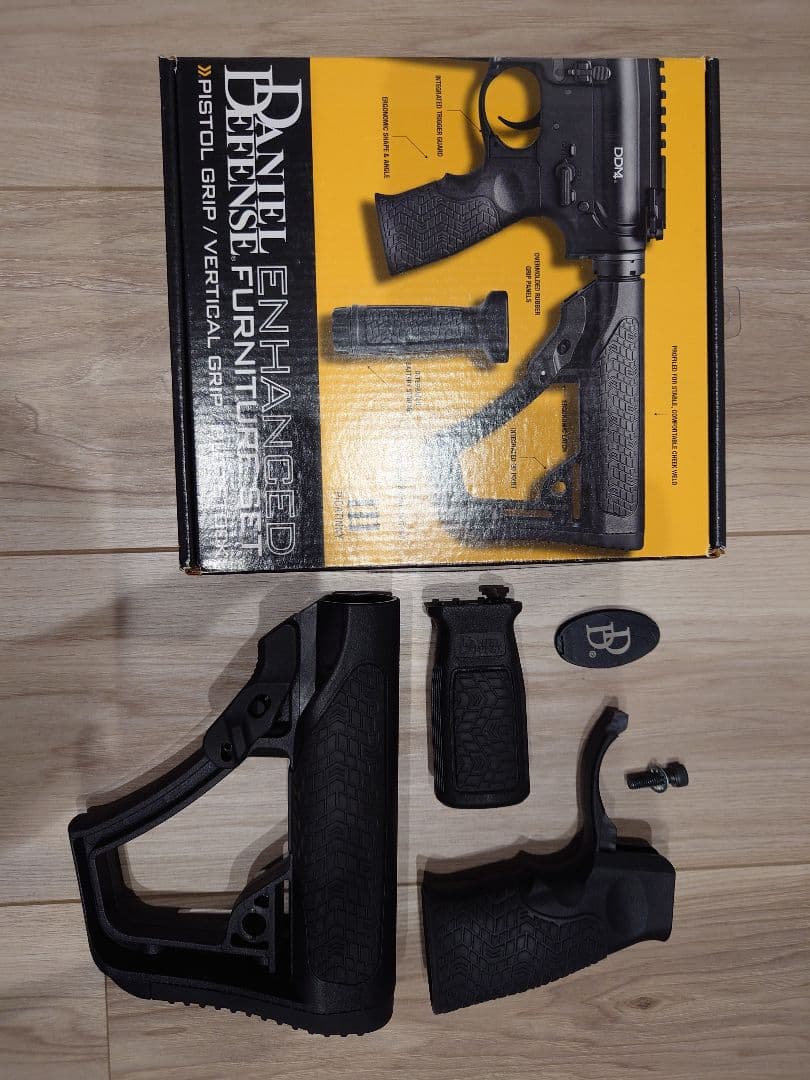 実物 DANIEL DEFENSE ENHANCED FURNITURE SET