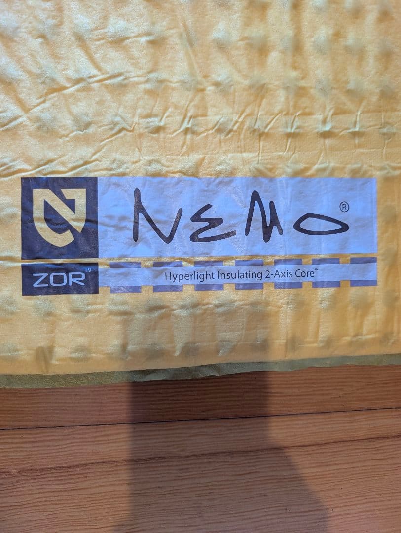 ✨(未使用) NEMO コンパクトエアークッション 、イエロー/グレー