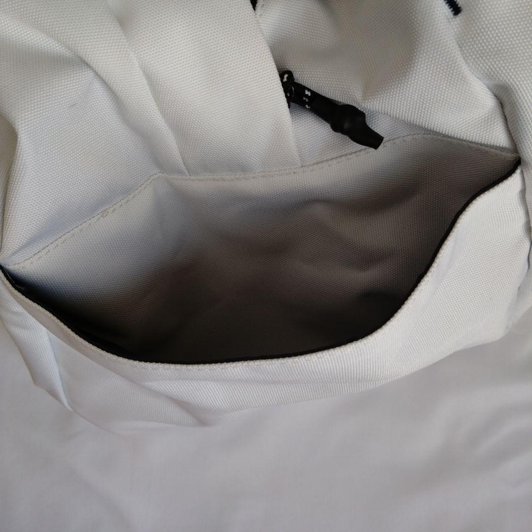 and per se アンパスィ ボストンバッグ【ホワイト】