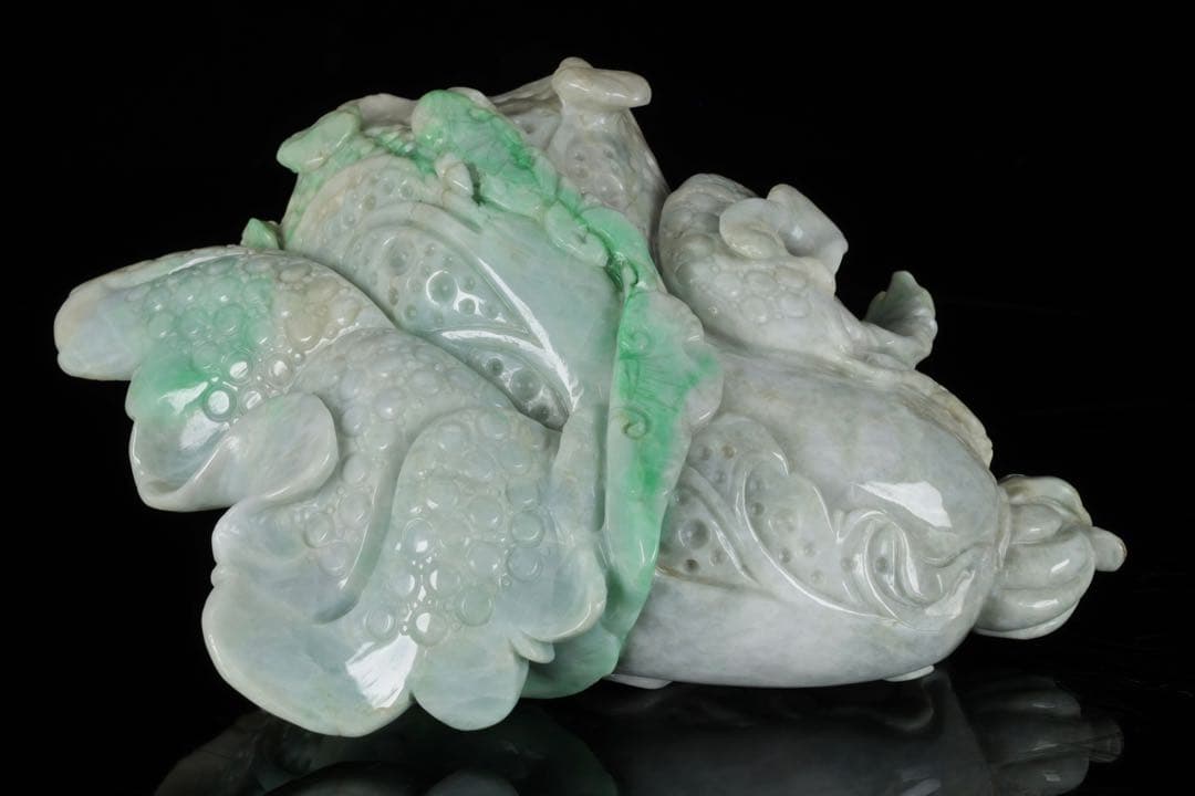 天然翡翠彫刻 青　白菜置物 2kg 細密細工 風水 財運招福 ヒスイ 翠玉美品