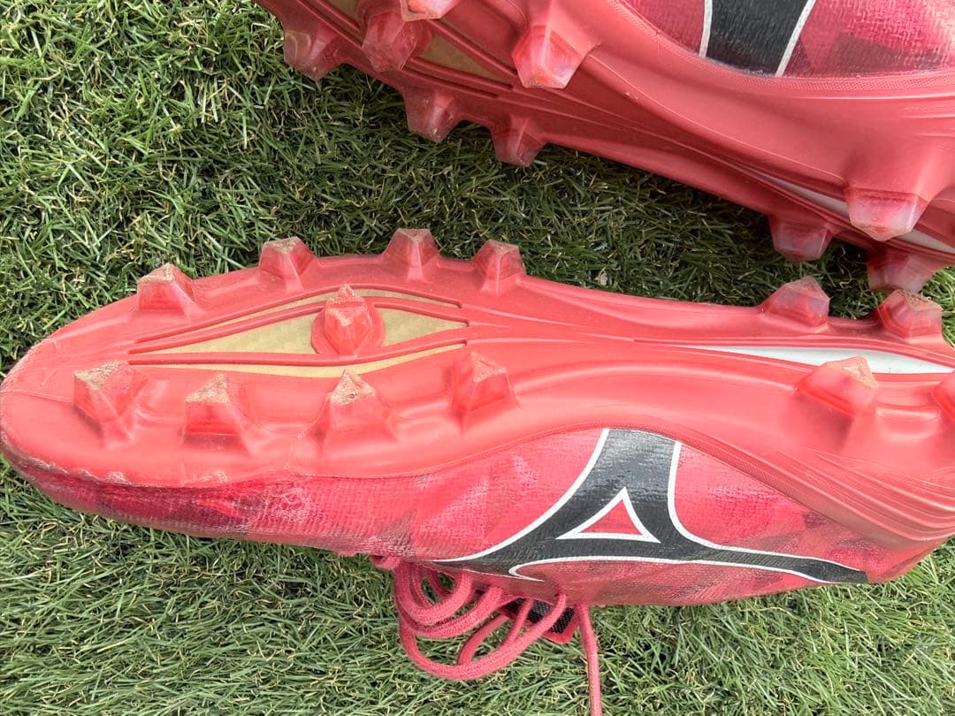 Mizuno Morelia アルファ　赤 サッカーシューズ