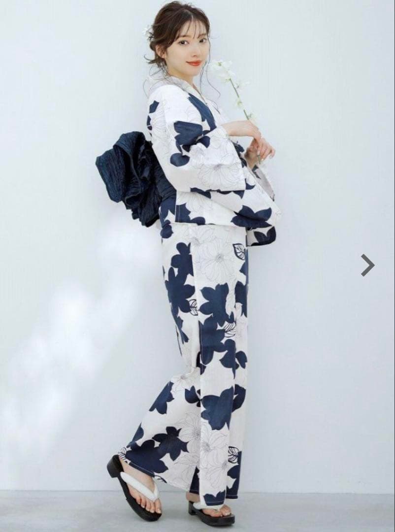 Dita 夕凪の和調古典 浴衣・帯の2点セット