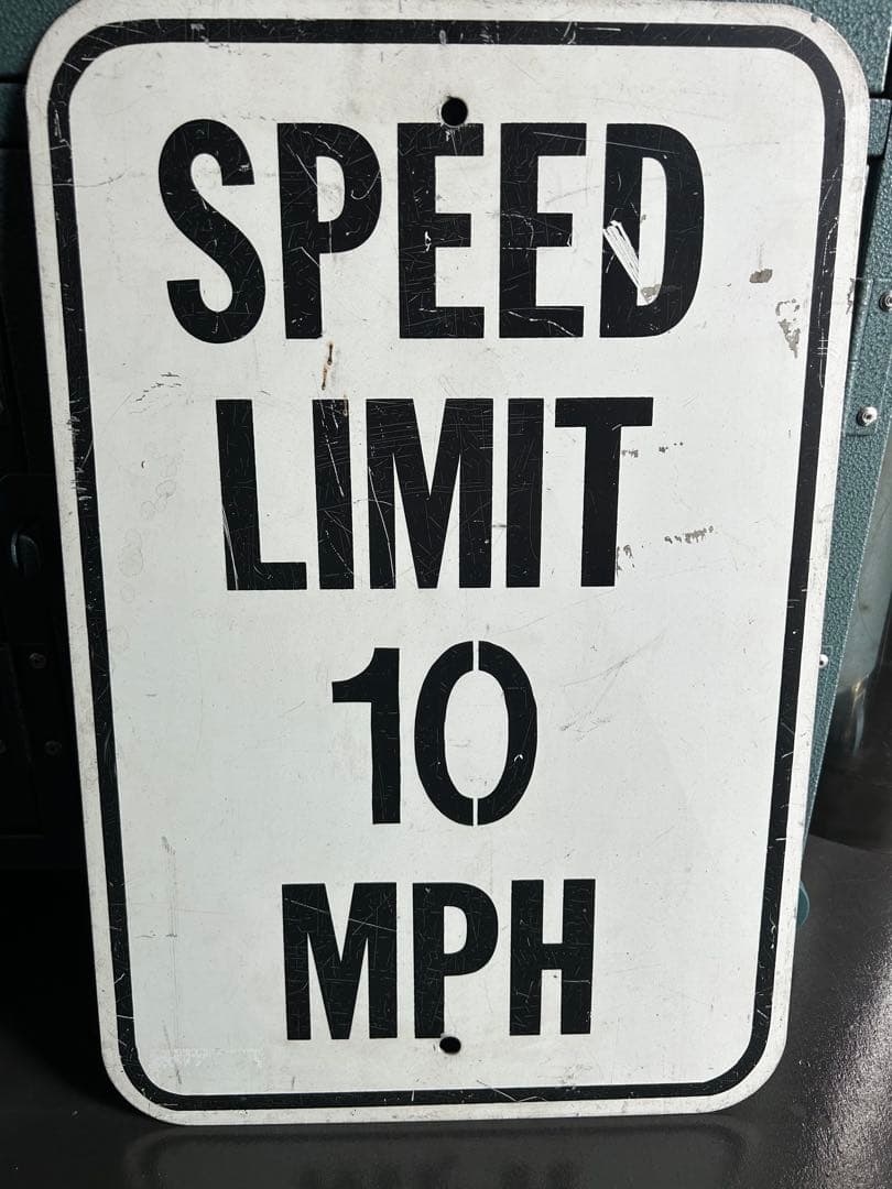 アメリカ　ヴィンテージ　道路標識