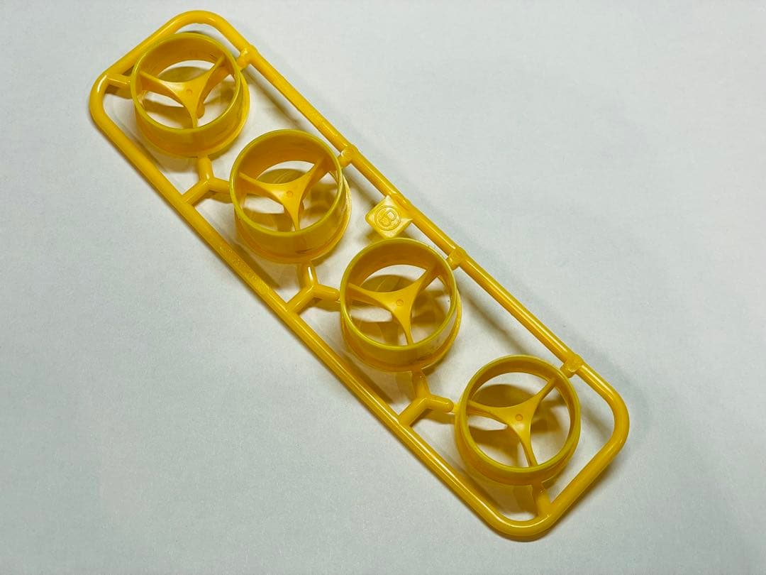 ミニ四駆　大径ライトウェイトホイール　6色8個セット