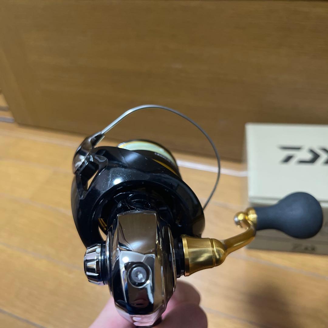 DAIWA LEGALIS LT4000-CXH スピニングリール