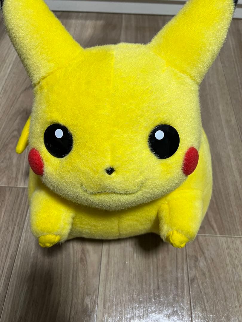 等身大 ピカチュウ ポケモン