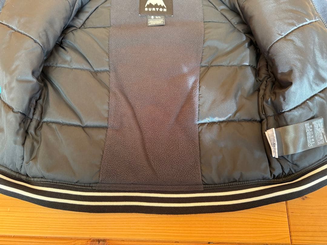 ちゃーちゃんさま専用BURTON BOMBER バートン ボンバージャケット