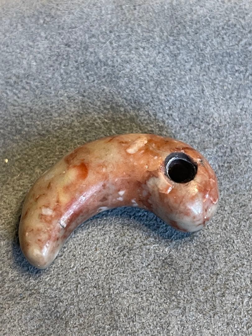 古墳時代　勾玉　管玉　堆積岩　碧玉製管玉　滑石