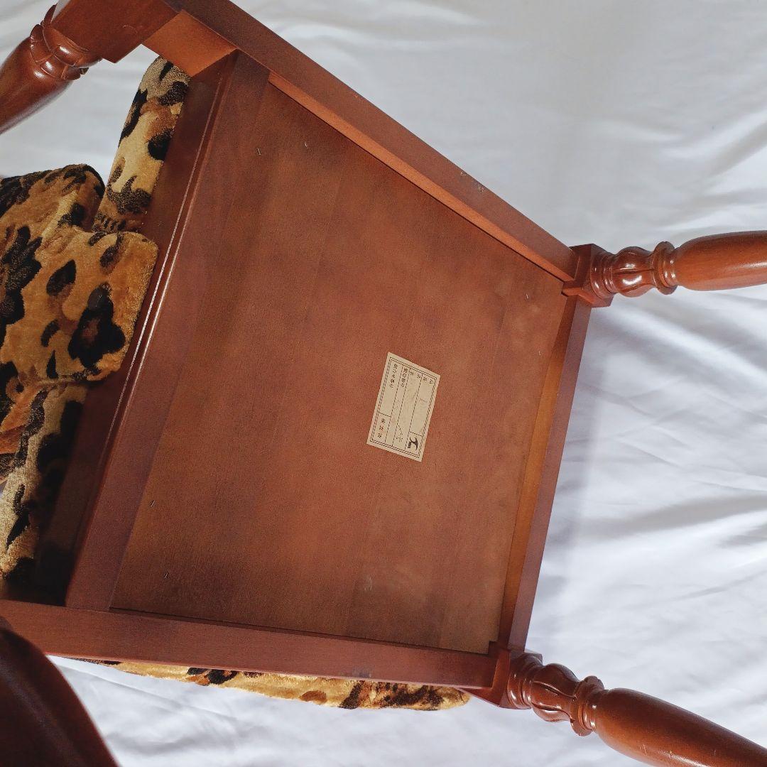 ヴィンテージ 花柄 オリーブ 経年のファブリックが美しい ダイニング チェア