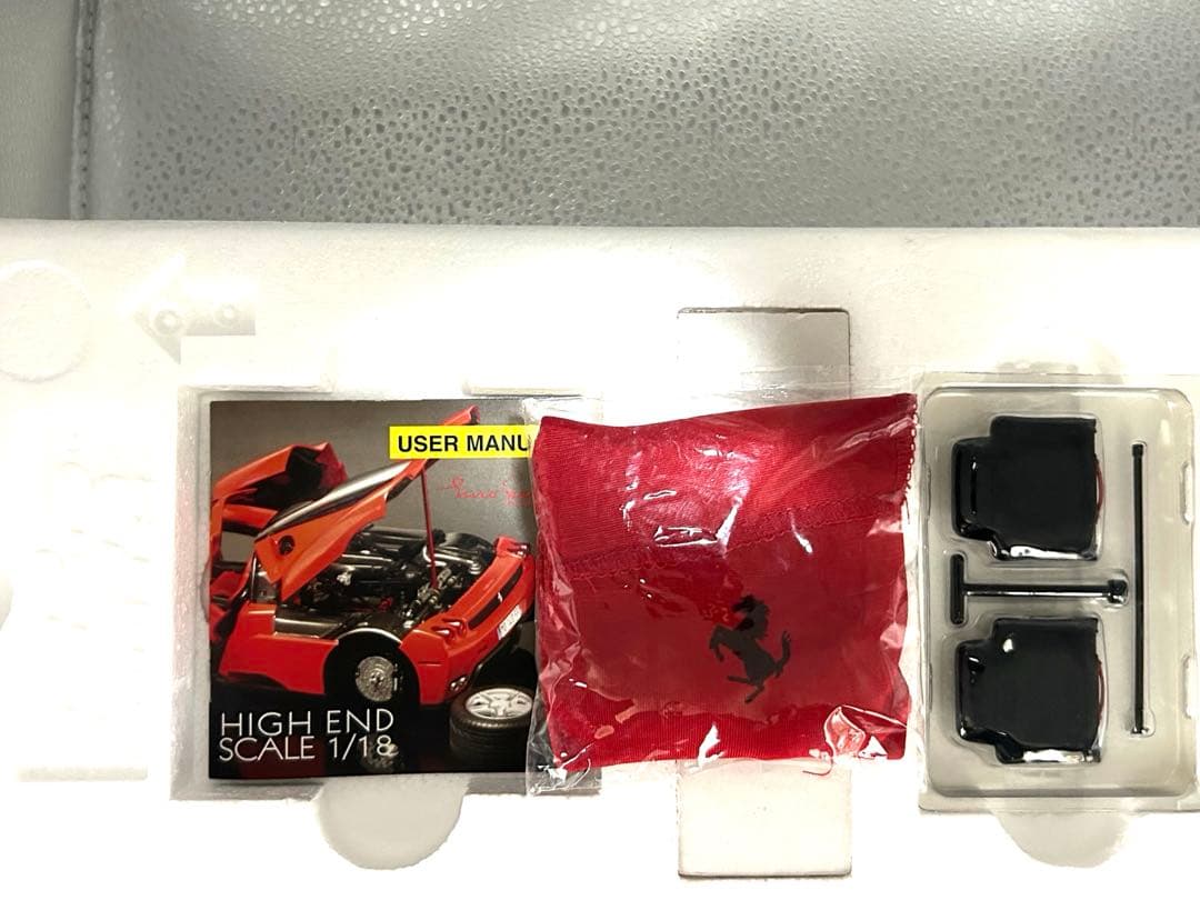 京商 BBR 美品　エンツォフェラーリ　1/18 レッド フルオープン
