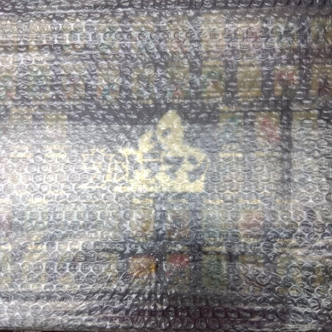 ウルトラマン登場55種の大怪獣ピンバッジコレクション