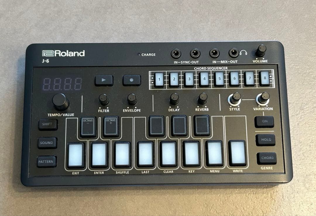 Roland AIRA Compact J-6 (コードシーケンサー)