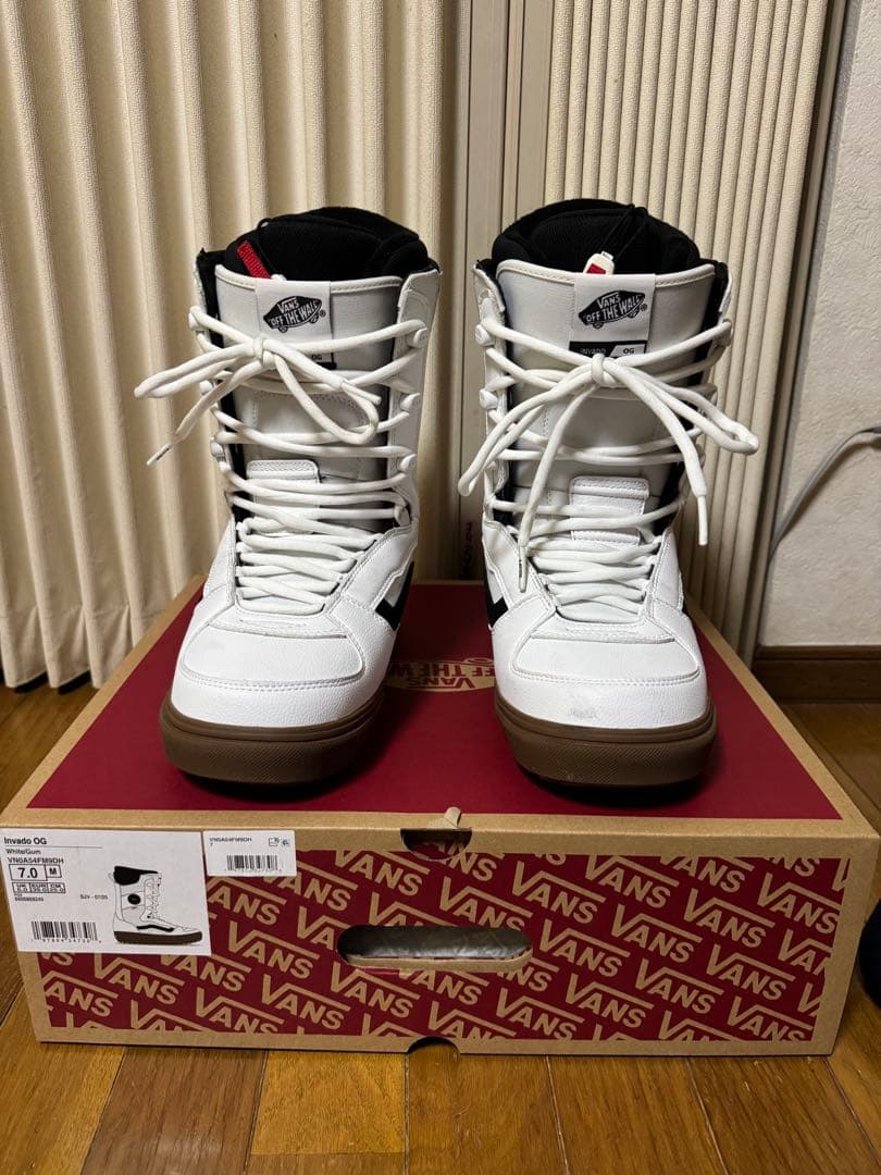 ★セール★25-26 VANS INVAD OGブーツ 25.0センチ