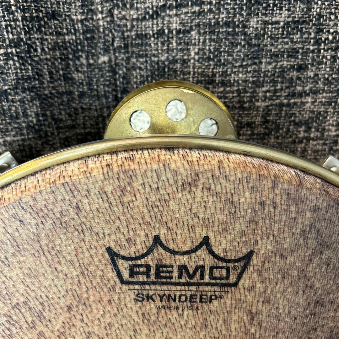 REMO パンデイロ　SKYNDEEPヘッド