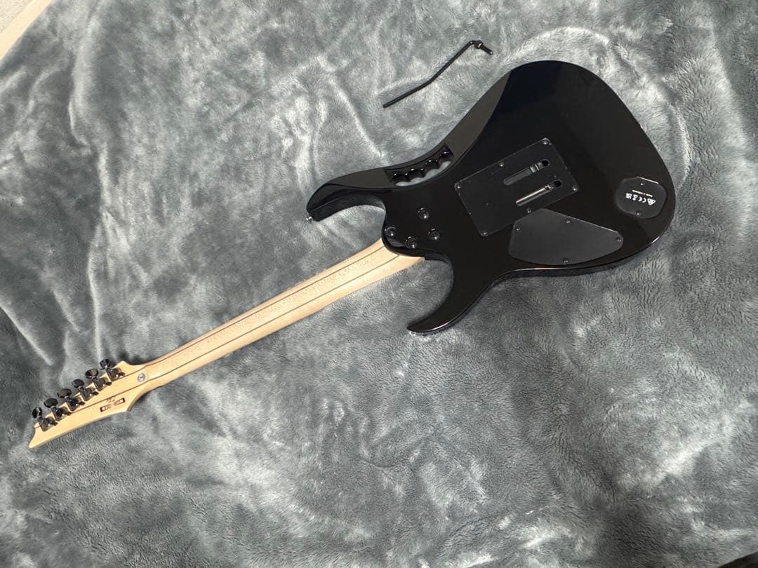 Ibanez ( アイバニーズ ) JEM77P-BFP