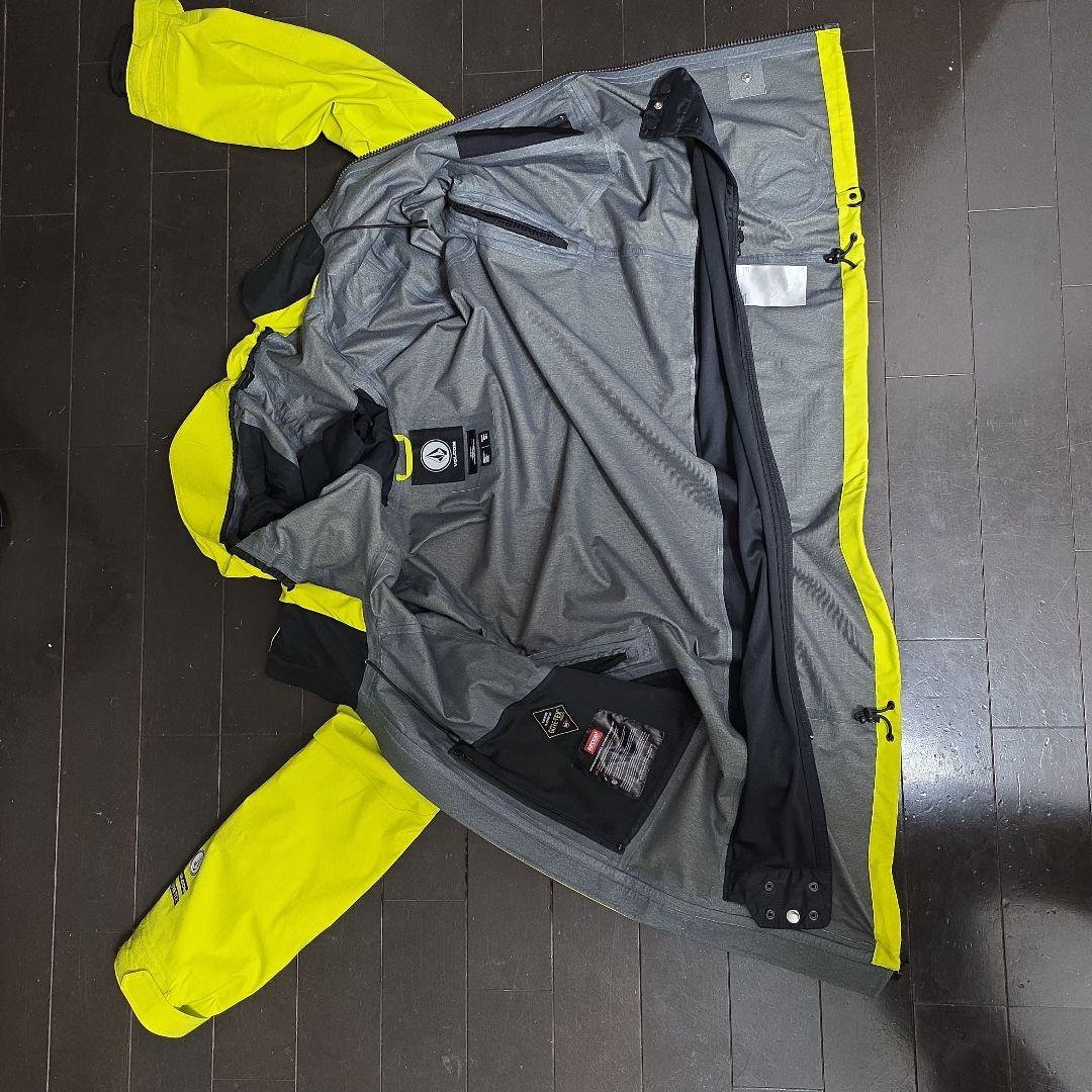 Volcom スノーボードウェア GORE-TEX RECCO搭載 上下セット