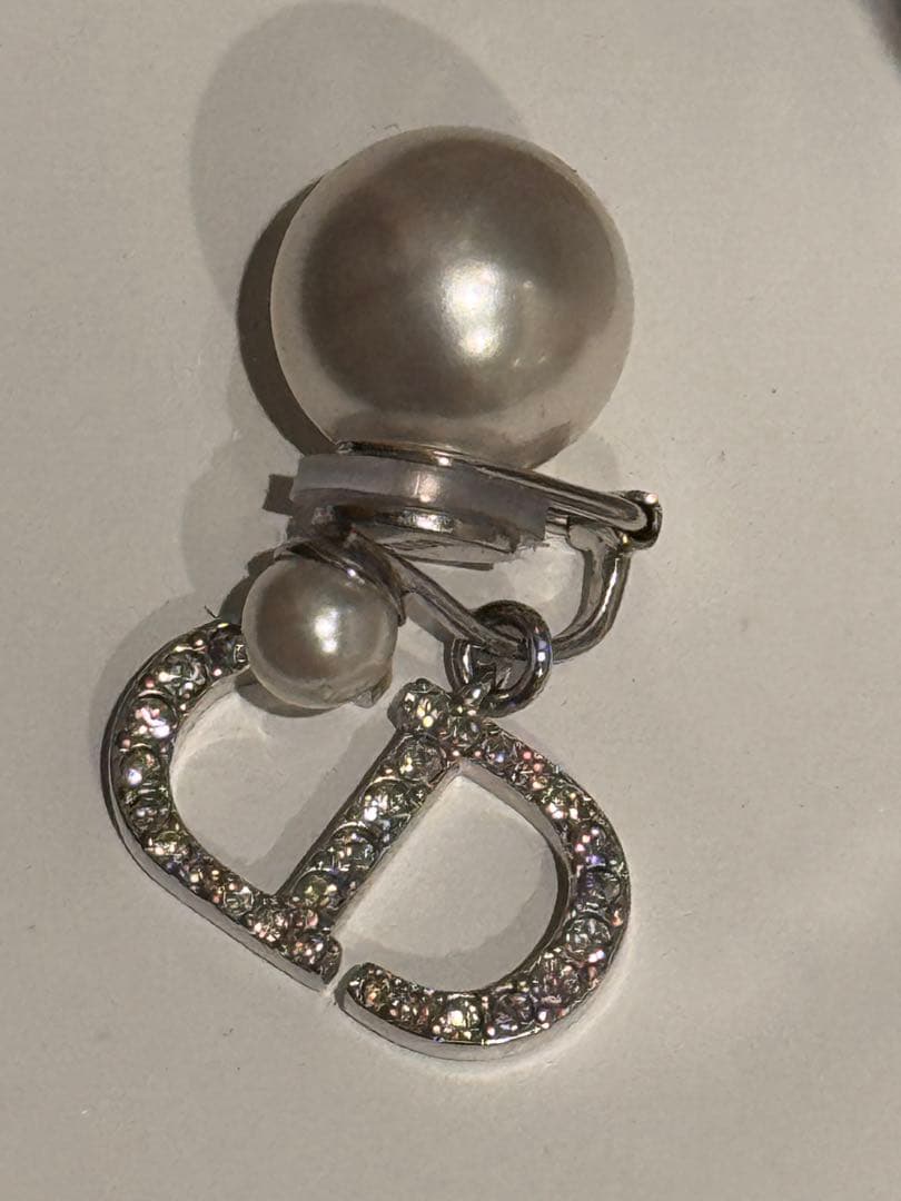 Dior Tribales クリップイヤリング片耳