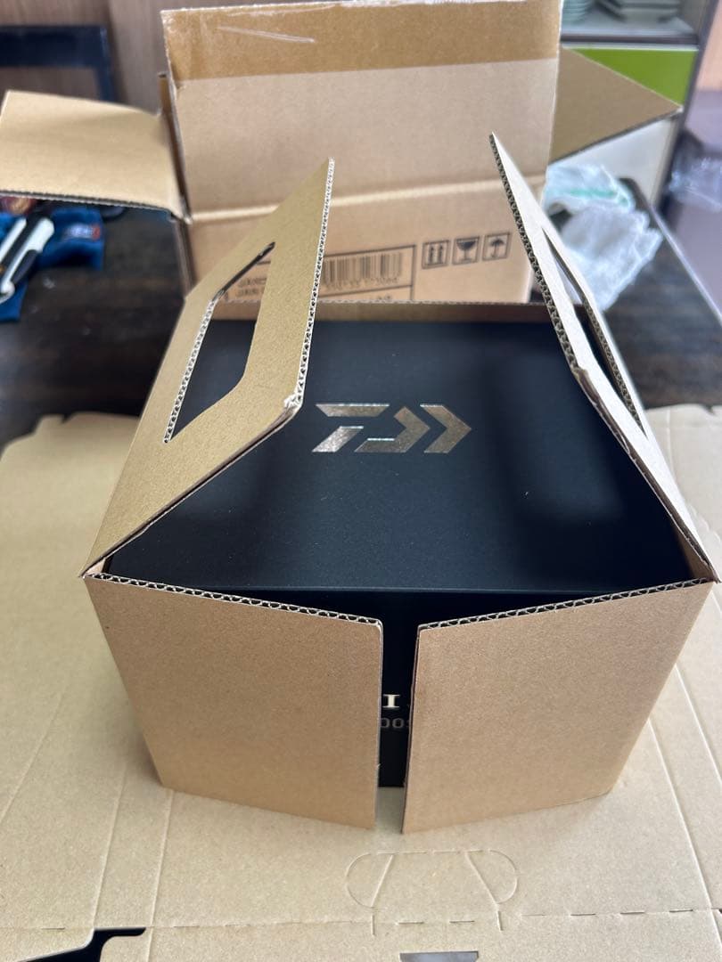 【新品未使用】ダイワ 22イグジストLT2500S EXIST LT2500S