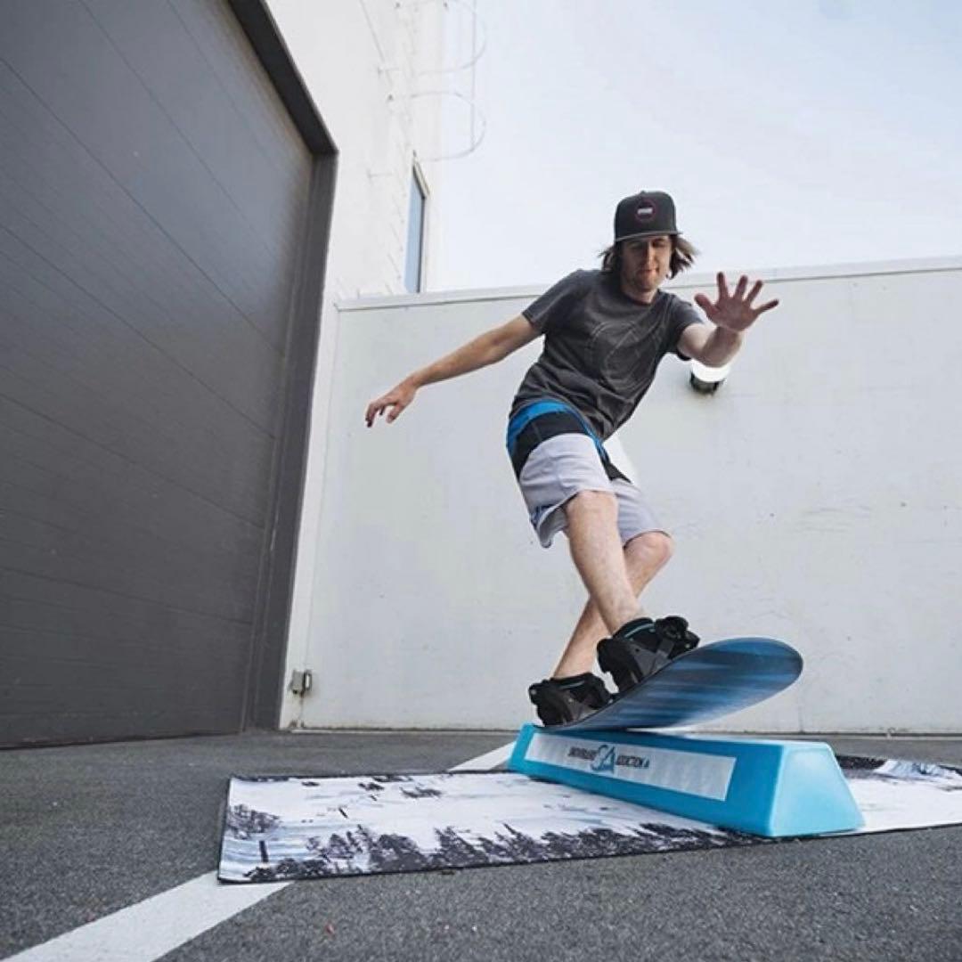 board addictionスノーボードアディクション6点セット