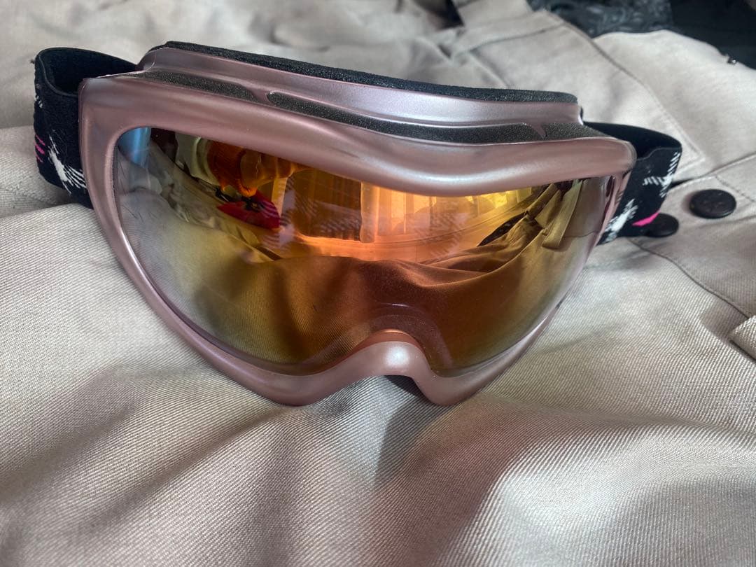 カモフラ柄　迷彩　スノーボードウェア スノボウェア　ゴーグル付き　Mサイズ　9号